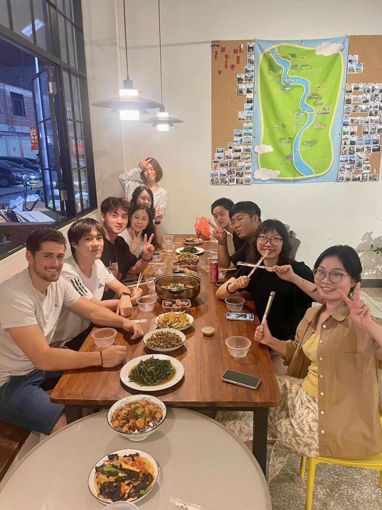 Pomelo Hostel Xingping Dương Sóc Ngoại thất bức ảnh